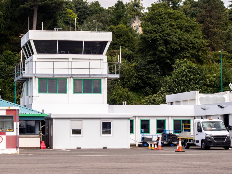 Airport transfers Scotland - Dundee Airport
